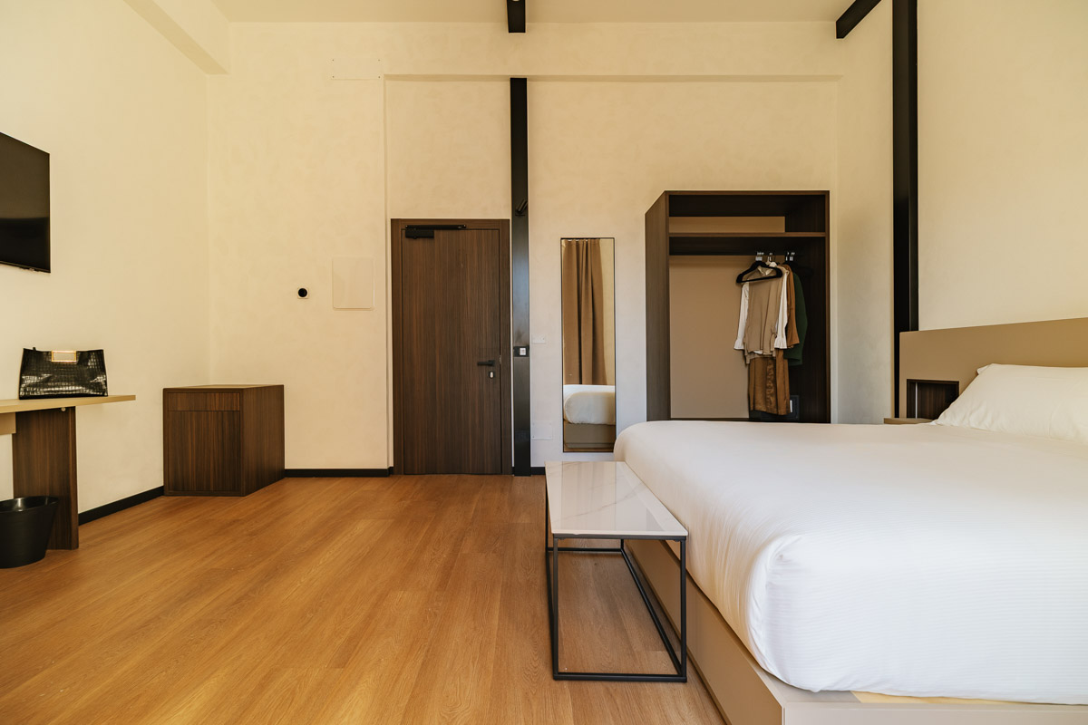 Camera Matrimoniale Cavour Suites-10